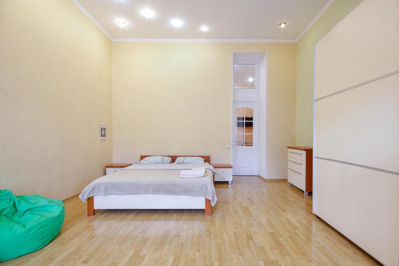 Pushkinskaya 14 Aparts Apartamento Odesa Exterior foto